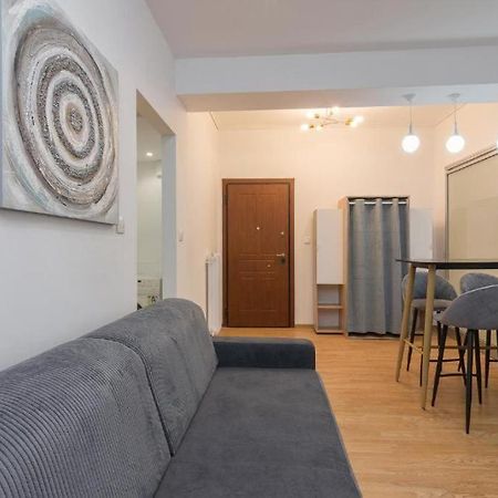 Fully Renovated 1 Bedroom Condo Athens Exterior photo